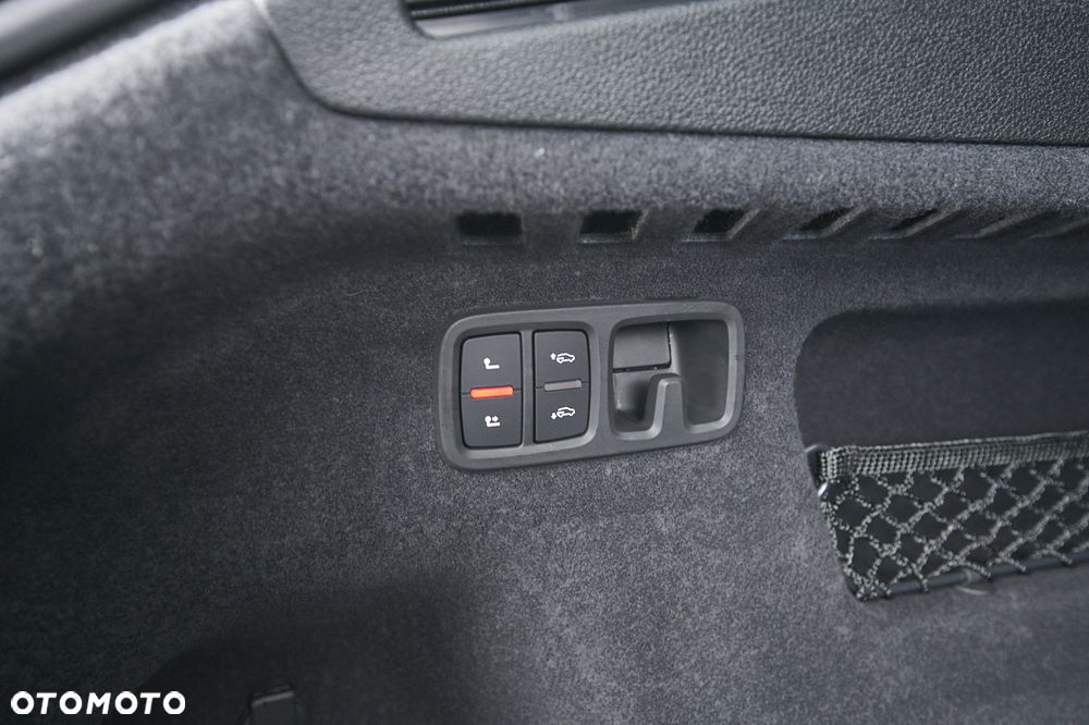 Audi SQ8 - 19