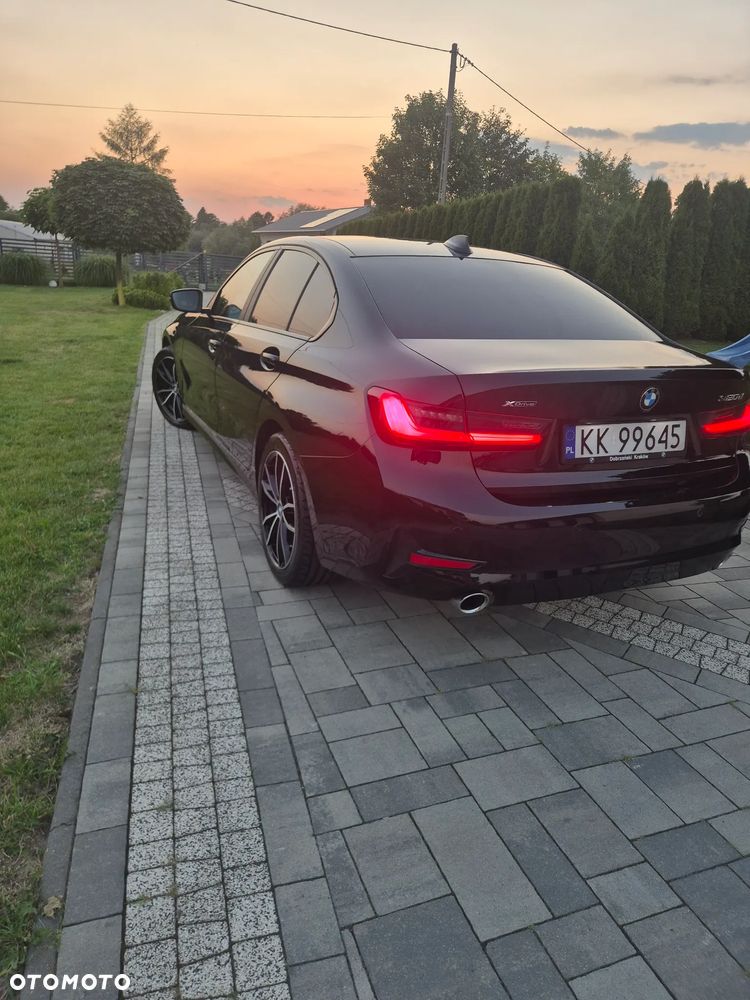 BMW Seria 3 320d xDrive MHEV Advantage - 9