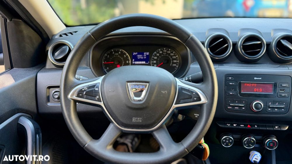 Dacia Duster 1.5 dCi 4WD Essential - 6