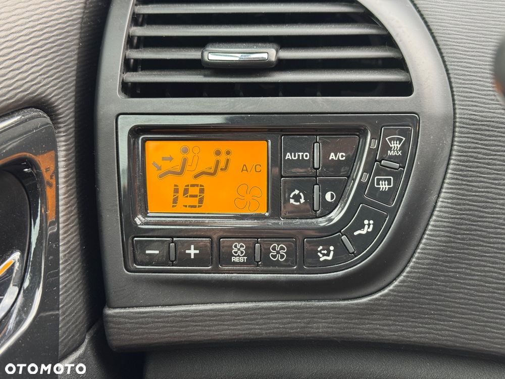 Citroën C4 Grand Picasso 2.0 HDi FAP (7-Sitzer) Exclusive - 11