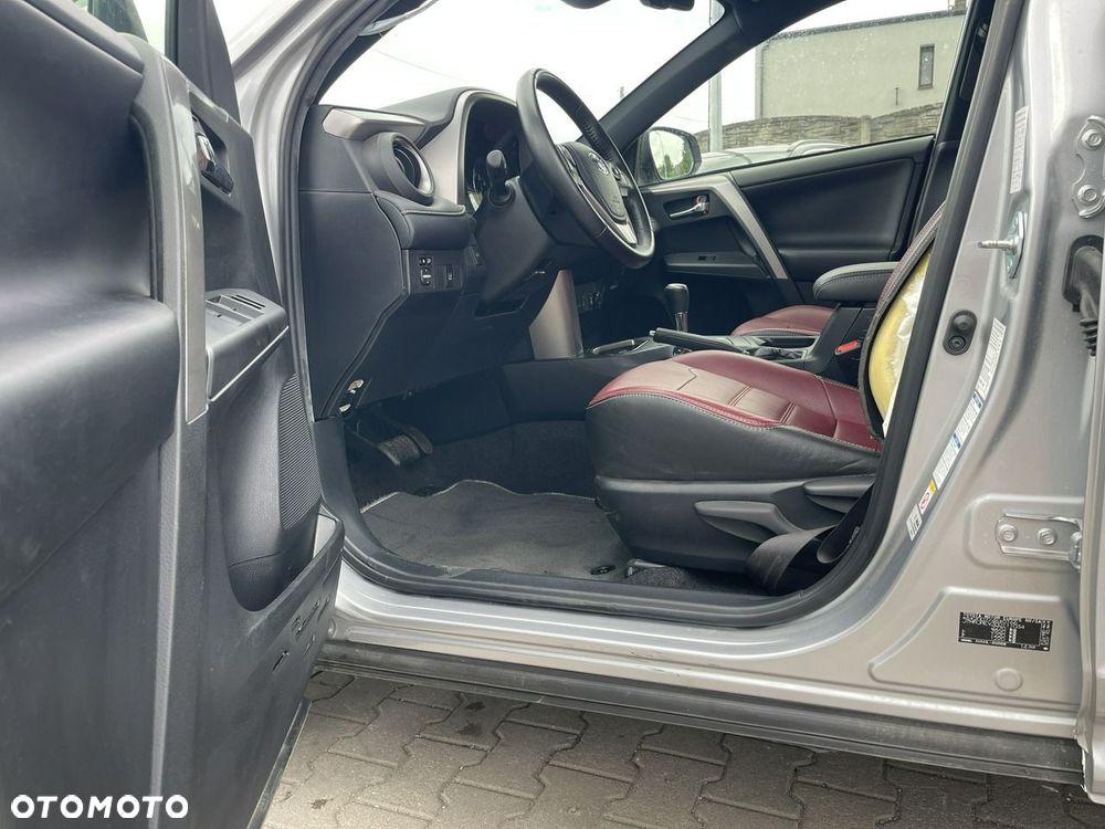 Toyota RAV4 Hybrid Style 4x4 - 6