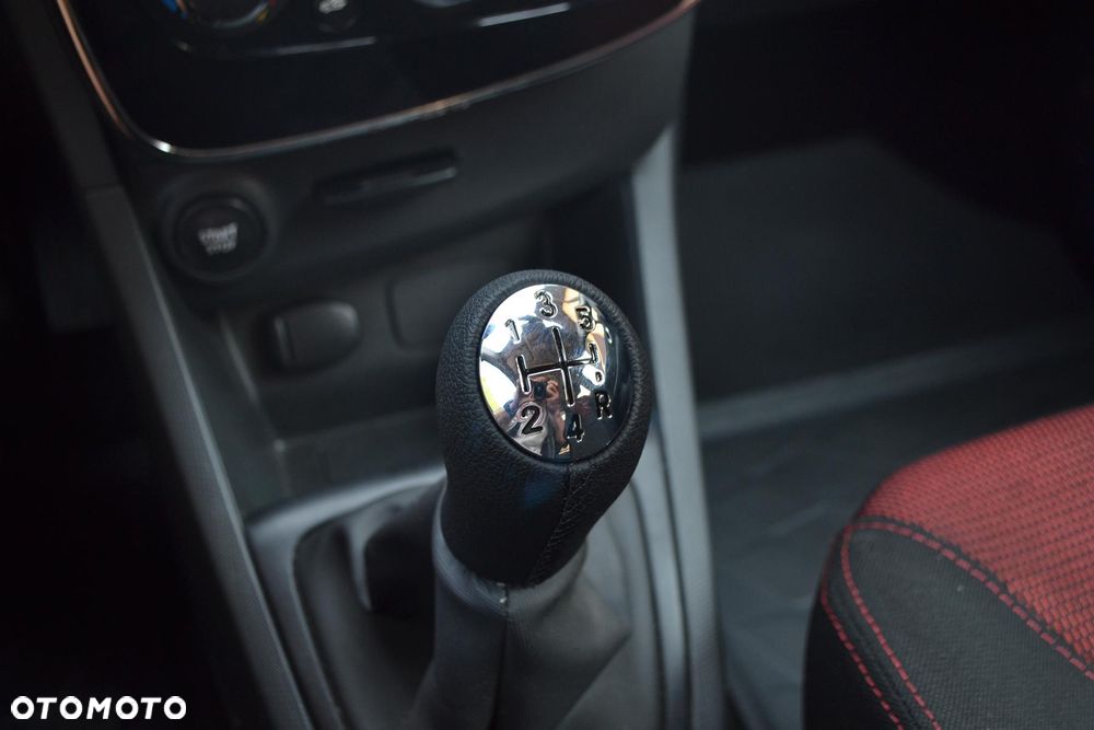 Renault Clio 0.9 Energy TCe Limited EU6 - 15