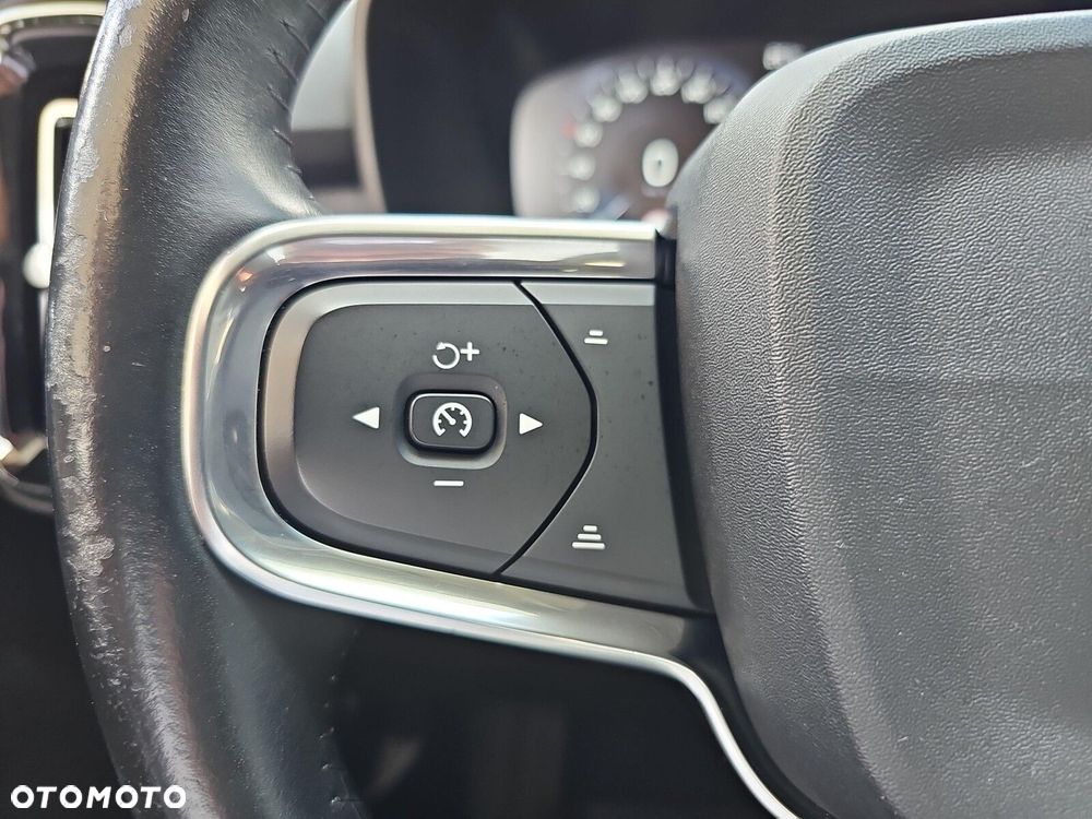 Volvo XC 40 - 15