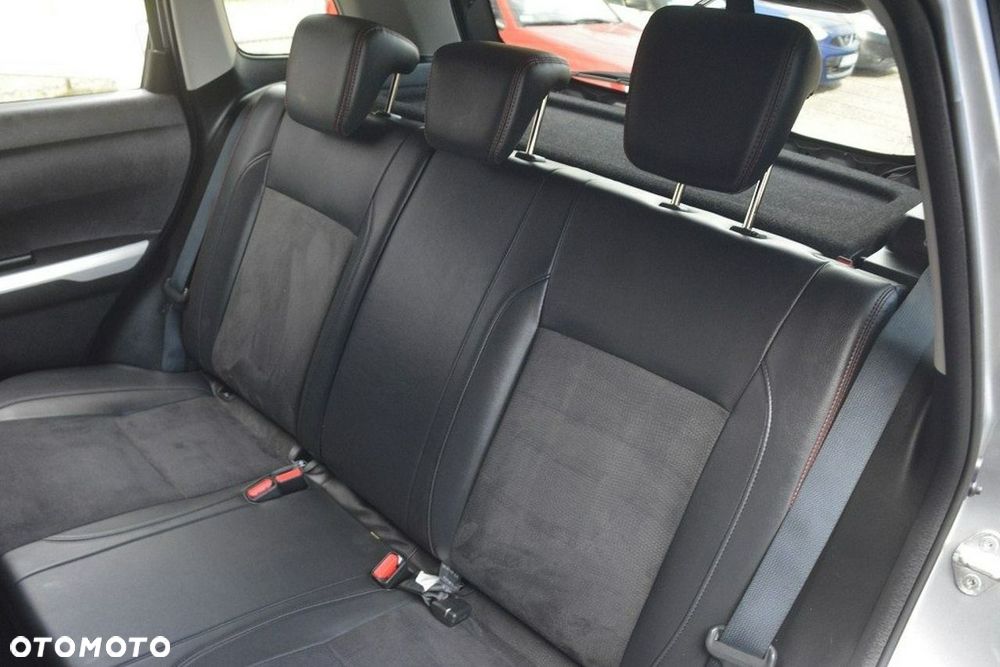 Suzuki Vitara 1.4 T Boosterjet S 4WD - 33