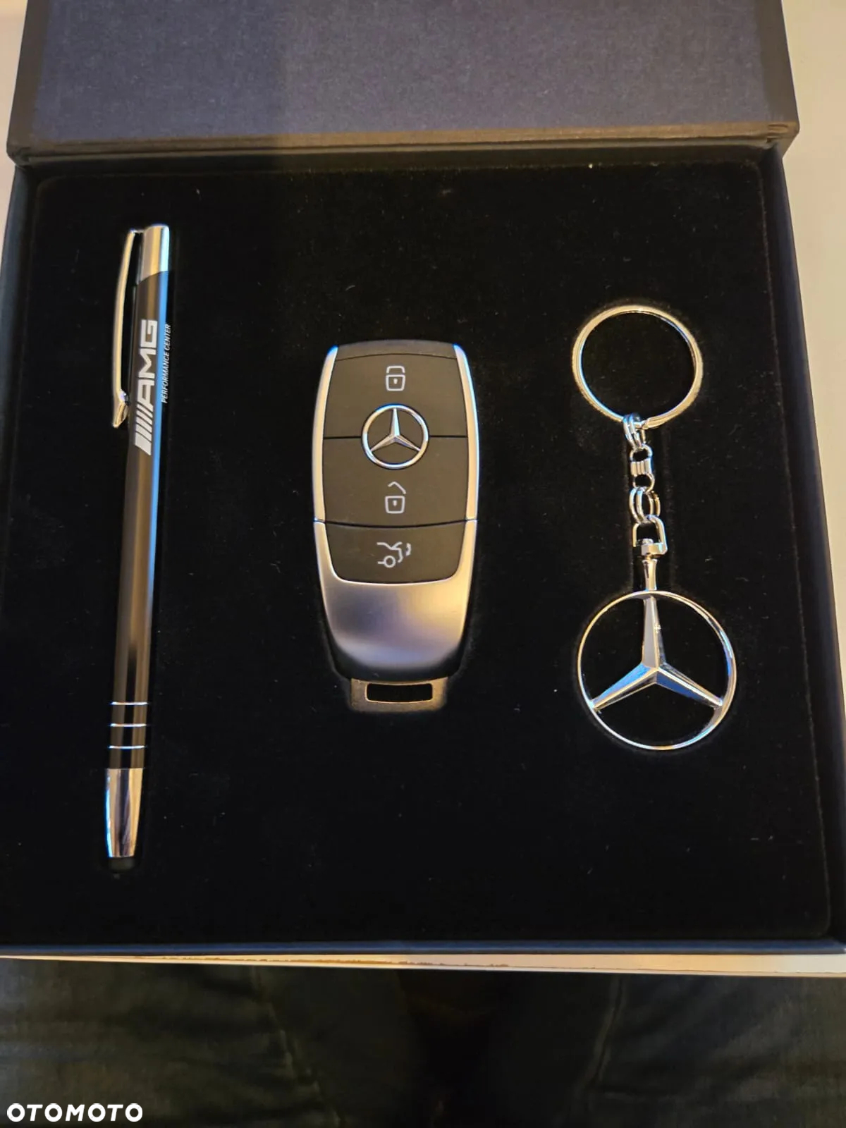 Mercedes-Benz Klasa C 220 d 4MATIC 9G-TRONIC - 33