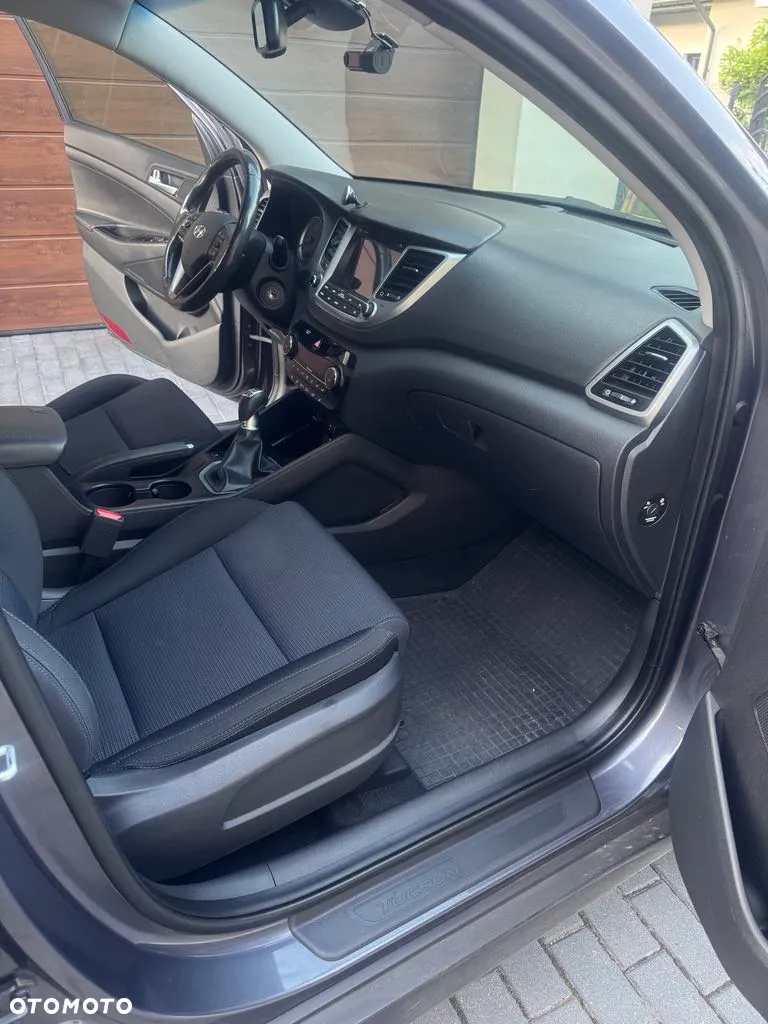 Hyundai Tucson - 13