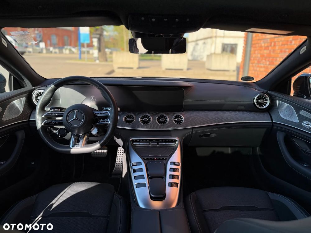 Mercedes-Benz AMG GT 43 4-Matic+ - 9