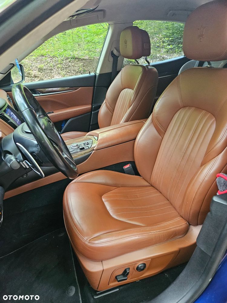 Maserati Levante Diesel Granlusso - 17