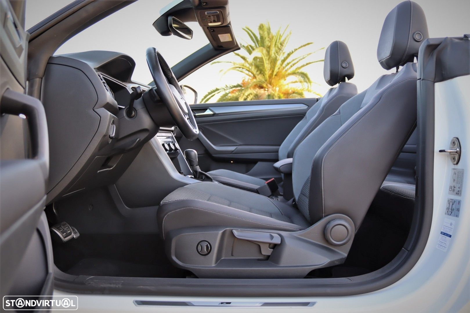 VW T-Roc Cabrio 1.5 TSI R-Line DSG - 17
