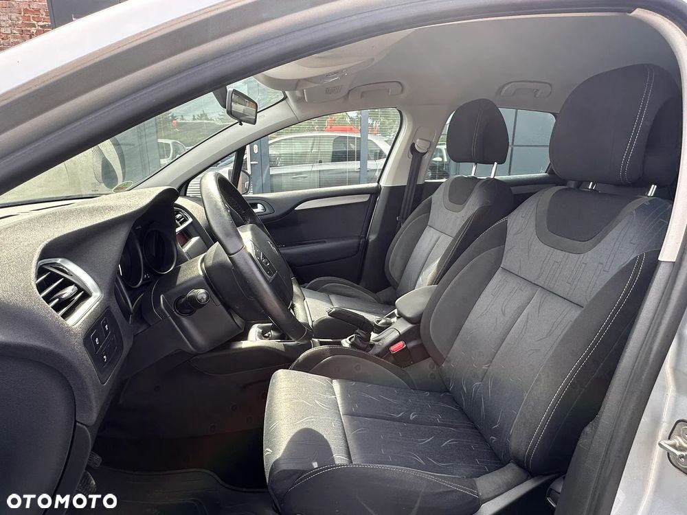 Citroën C4 VTi 120 Attraction - 30