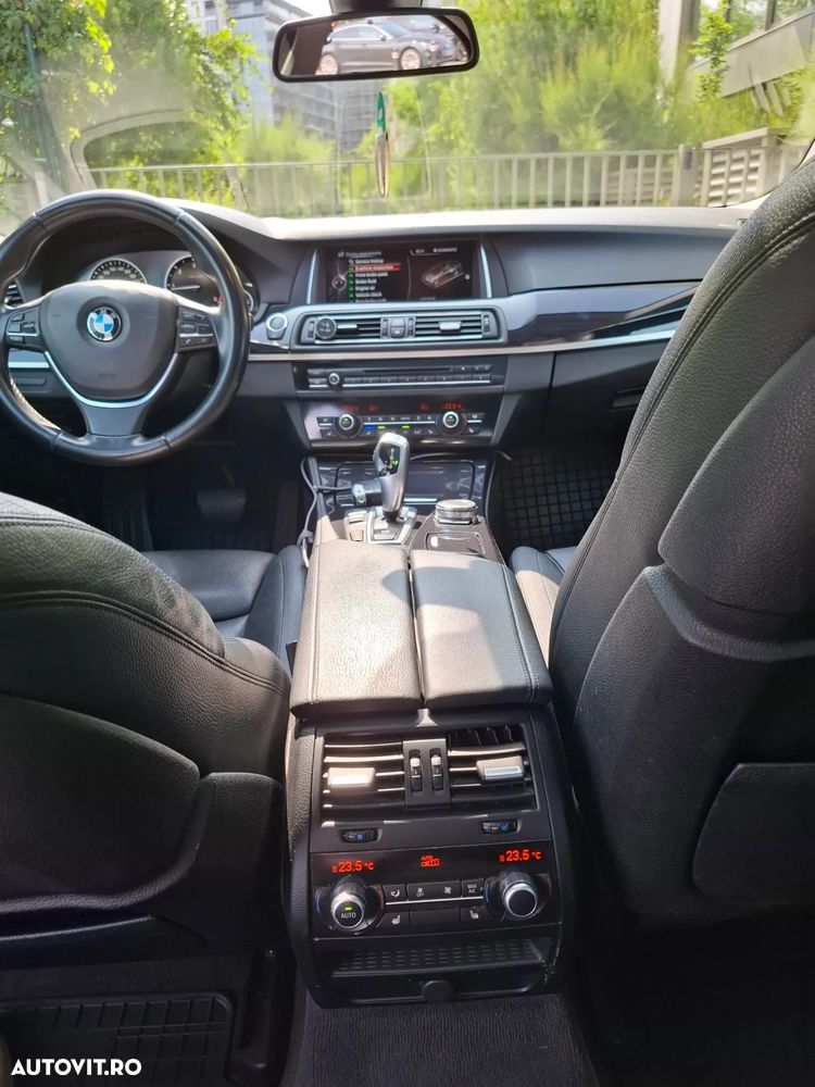 BMW Seria 5 525d xDrive Aut. Luxury Line - 10