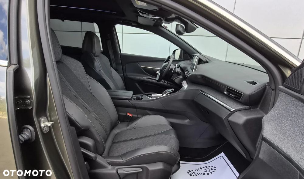 Peugeot 5008 1.5 BlueHDi GT Pack S&S EAT8 - 21
