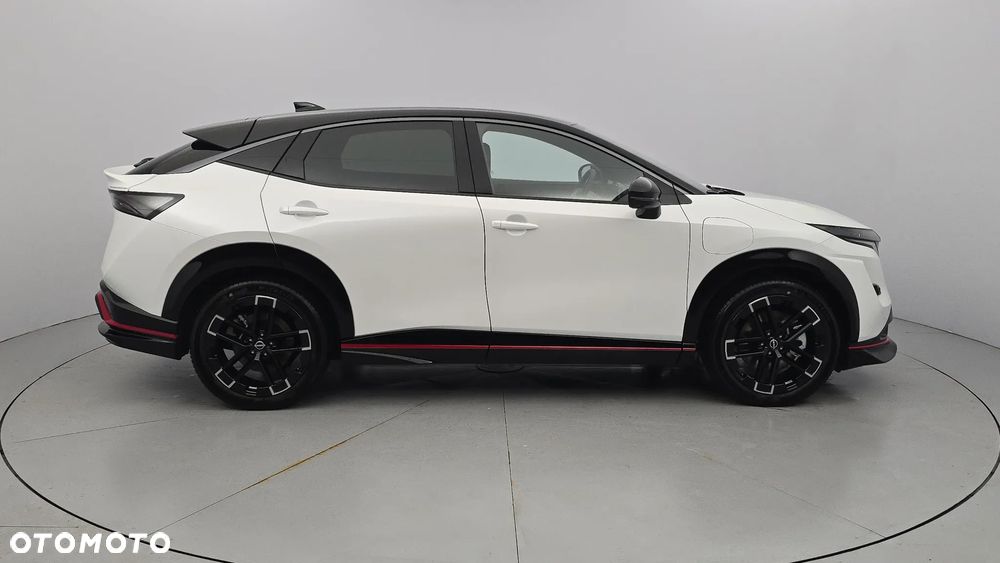Nissan Ariya 87kWh E-4orce Nismo - 17