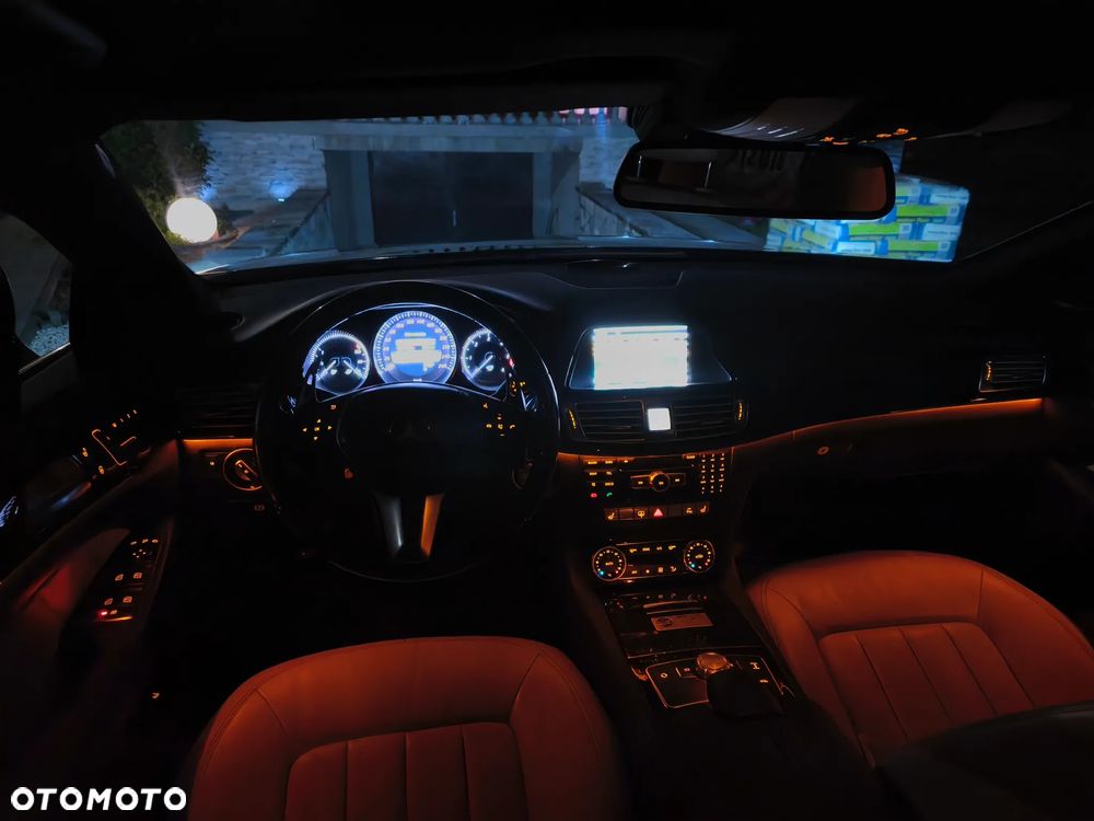 Mercedes-Benz CLS 350 CDI 4Matic 7G-TRONIC - 32