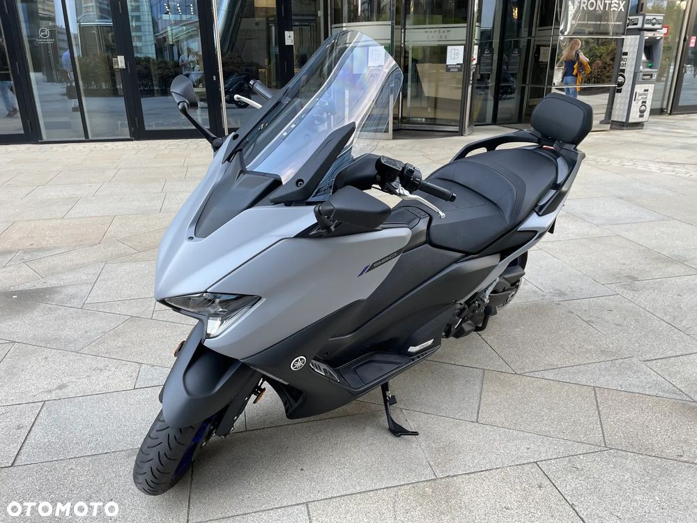 Yamaha Tmax - 7