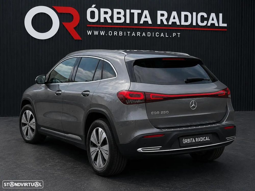 Mercedes-Benz EQA 250 Electric Art - 2