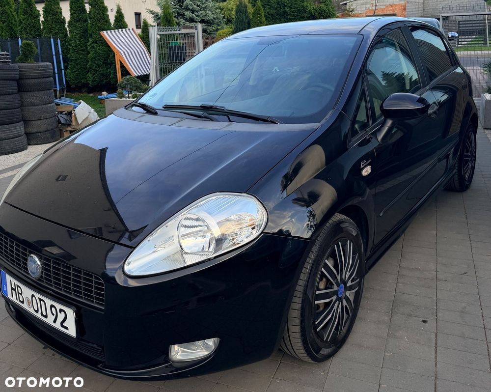 Fiat Punto 1.4 16V Dynamic - 12