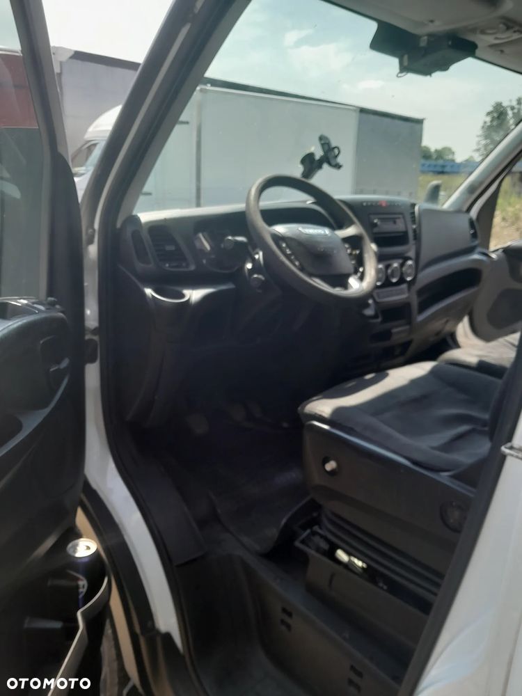 Iveco 35S17 - 10