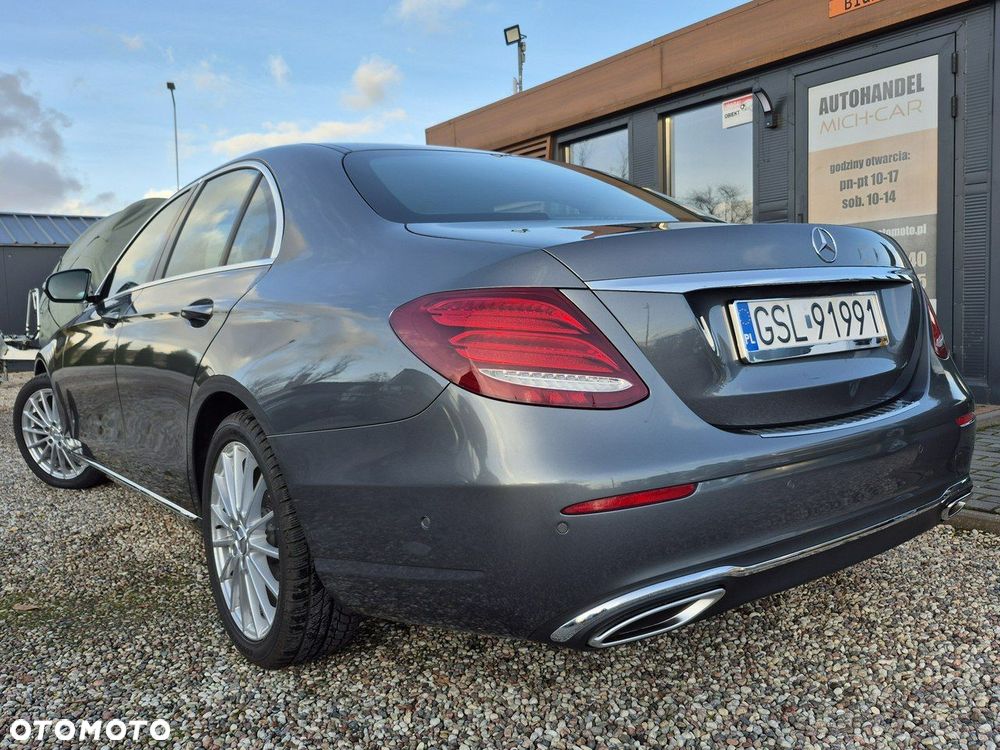 Mercedes-Benz Klasa E - 33