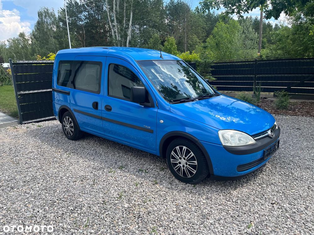 Opel Combo Tour Comfort - 1