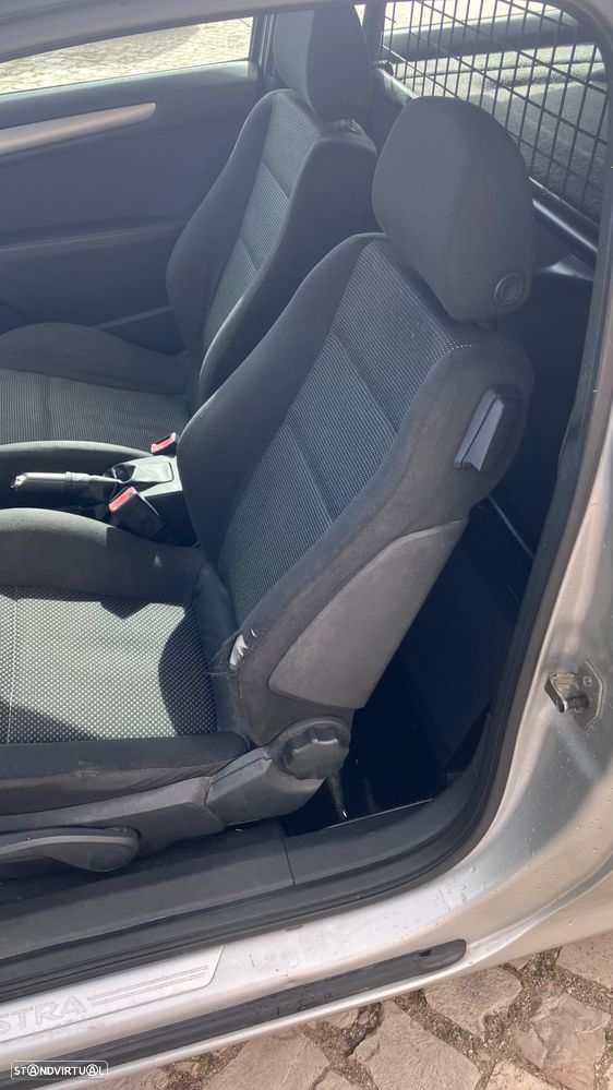 Opel Astra GTC 1.3 CDTI - 15