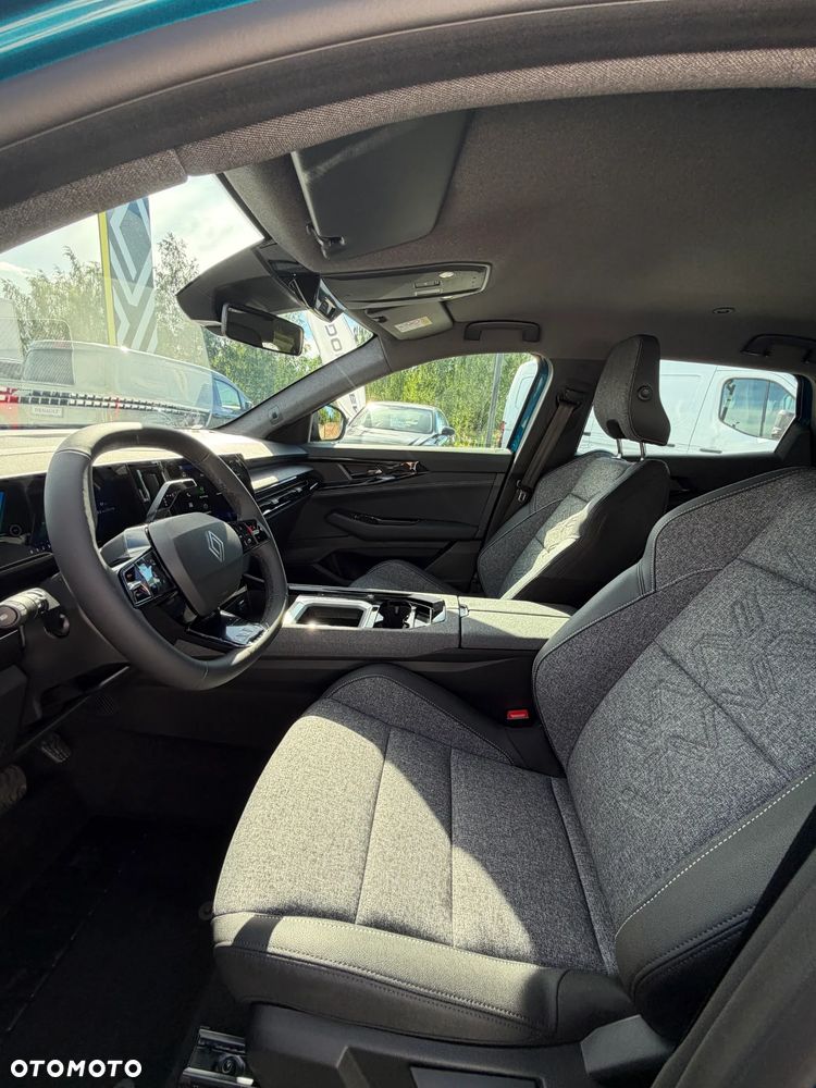 Renault Austral 1.3 TCe mHEV Evolution - 10