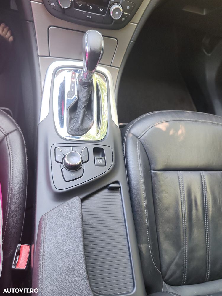 Opel Insignia 2.0 CDTI Automatik - 5