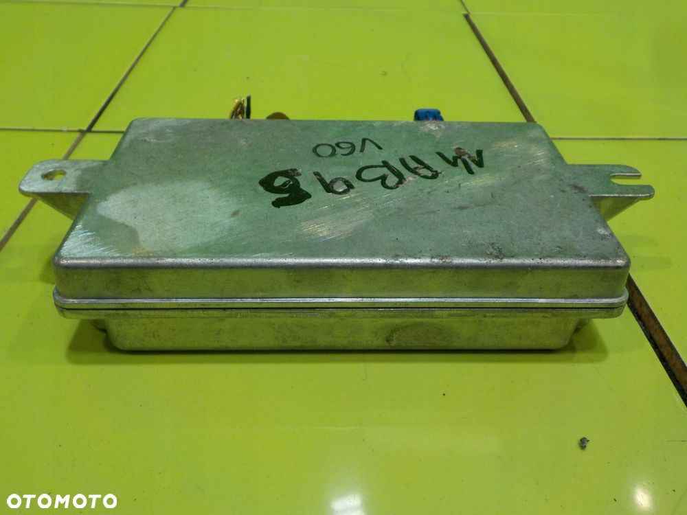 VOLVO V60 I S60 II 11r 2.4 D5 KOMBI wzmacniacz 31341202 - 10