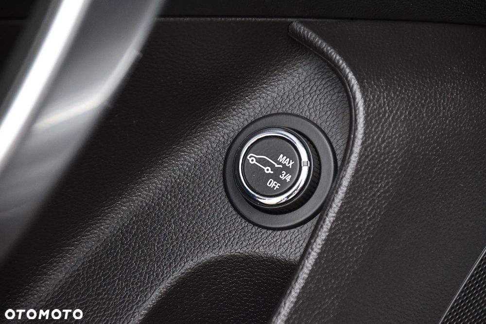 Opel Insignia 2.0 CDTI Automatik - 30