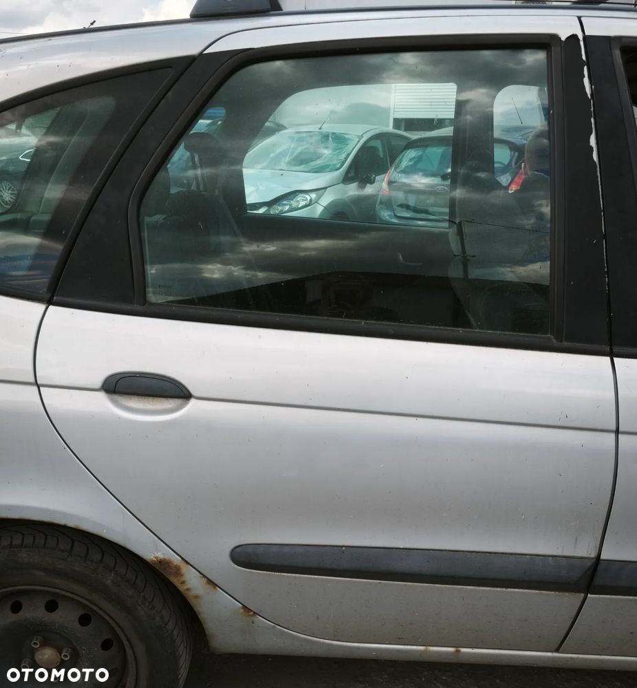 RENAULT SCENIC I 99r DRZWI PRAWY TYŁ PRAWE TYLNE GOŁE NV632 - 1
