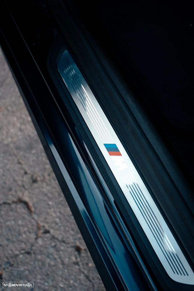 BMW 530 e Pack Desportivo M - 14