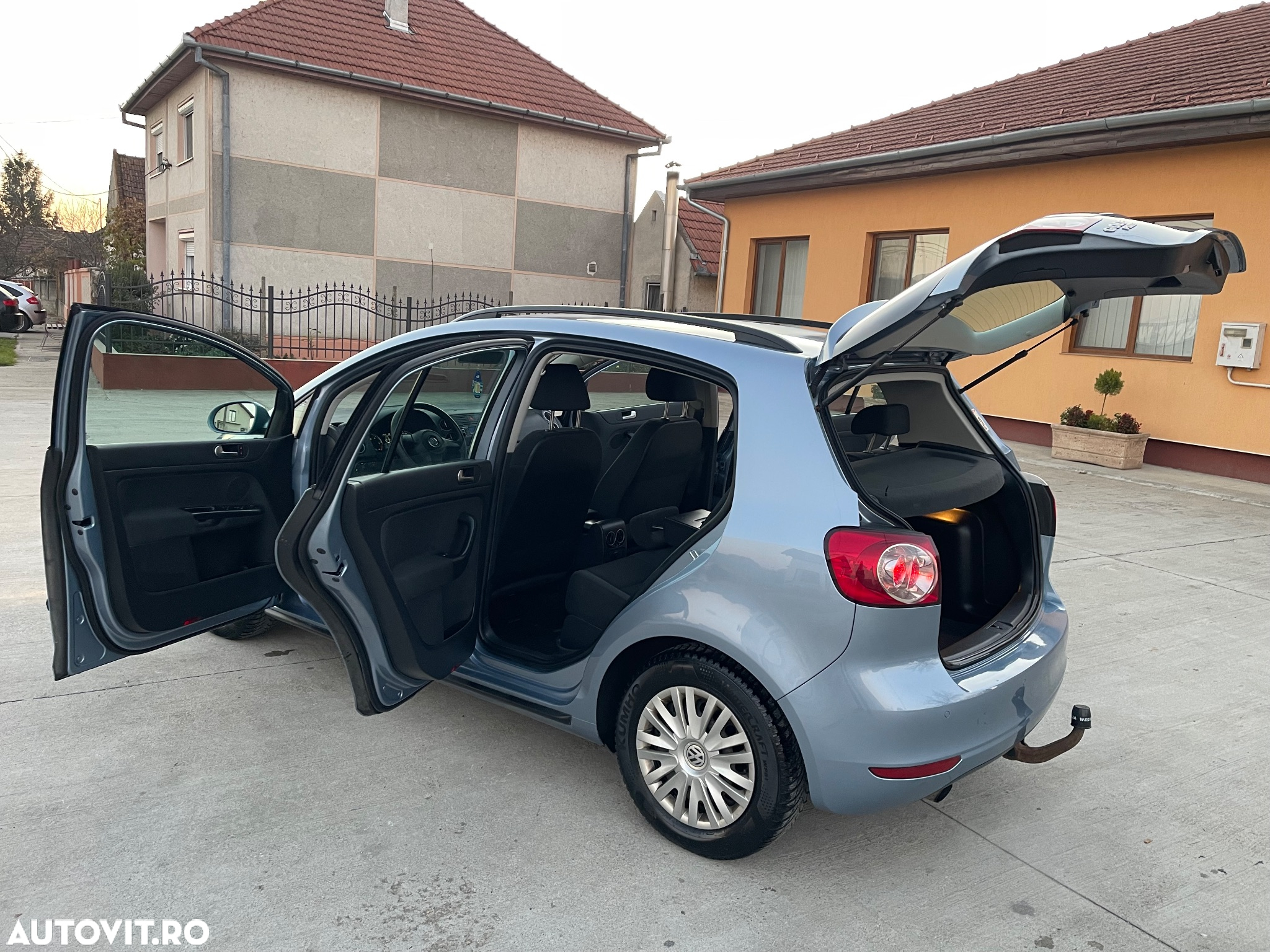 Volkswagen Golf Plus 1.6 TDI DPF BMT Trendline - 26