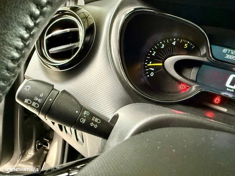 Renault Captur 1.5 dCi Exclusive C/Pneu - 21