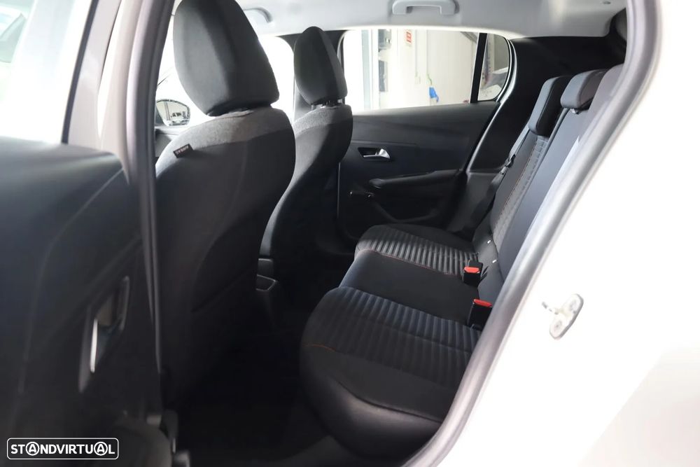 Peugeot 208 1.2 PureTech Active - 29
