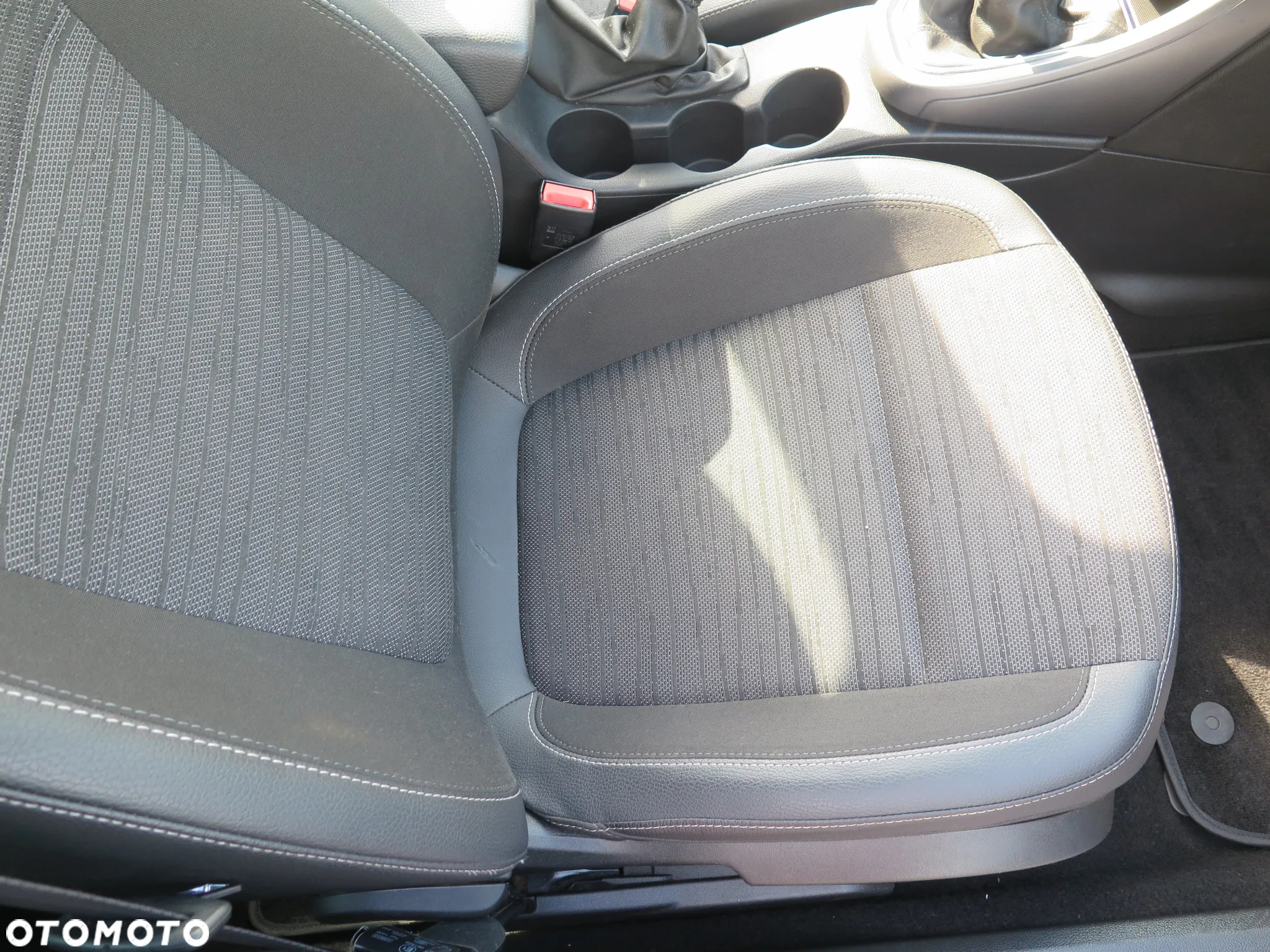 Opel Astra IV 1.4 T Energy EU6 - 23