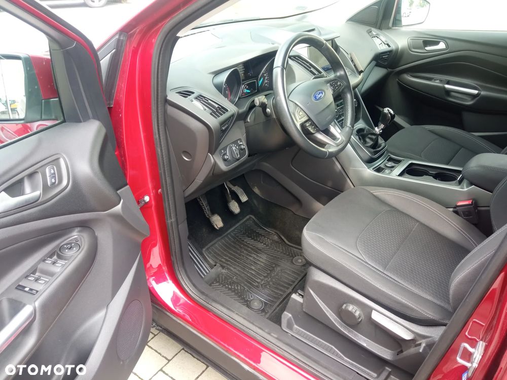 Ford Kuga 1.5 EcoBoost FWD Edition ASS MMT6 - 11