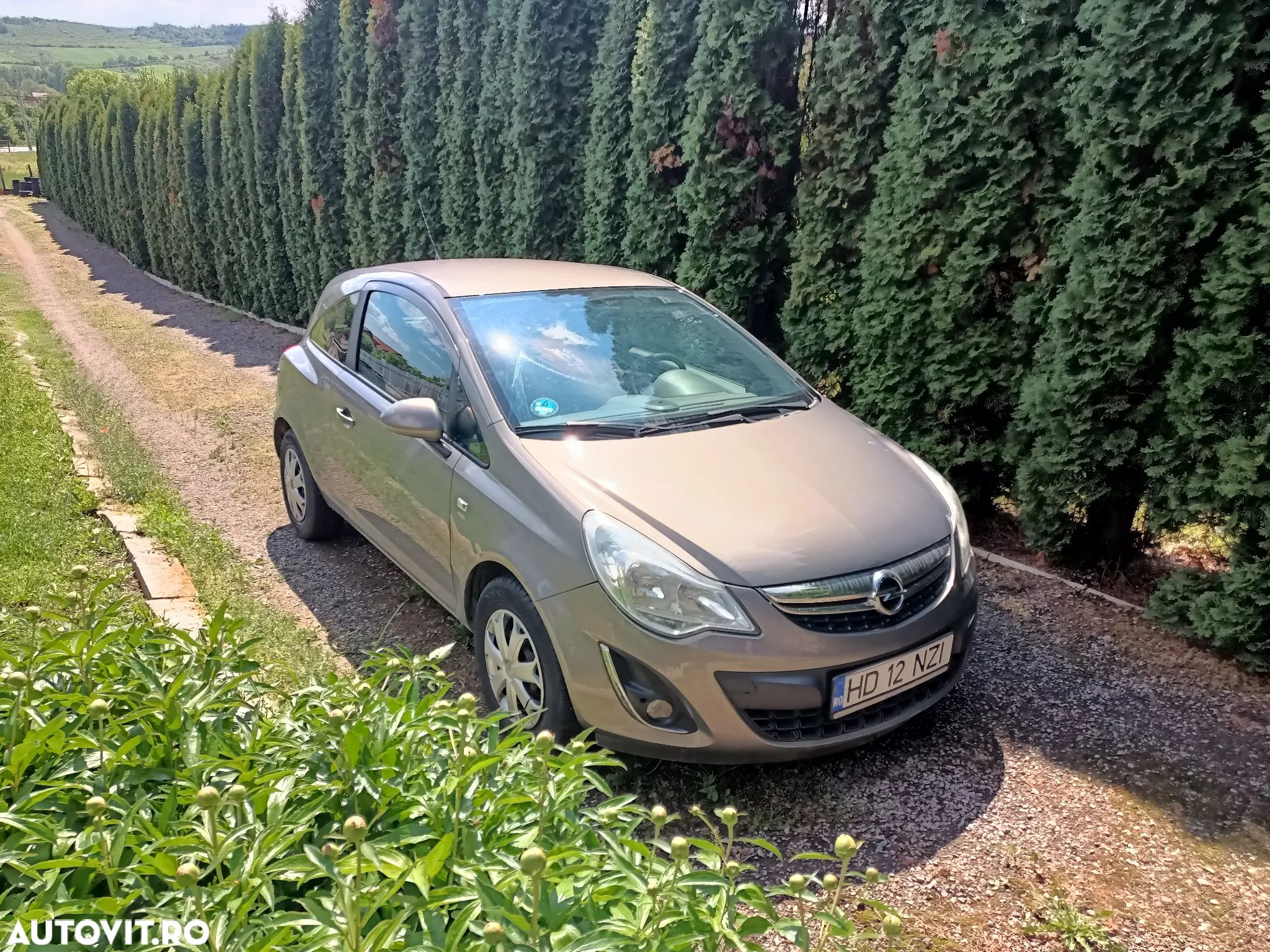 Opel Corsa - 1