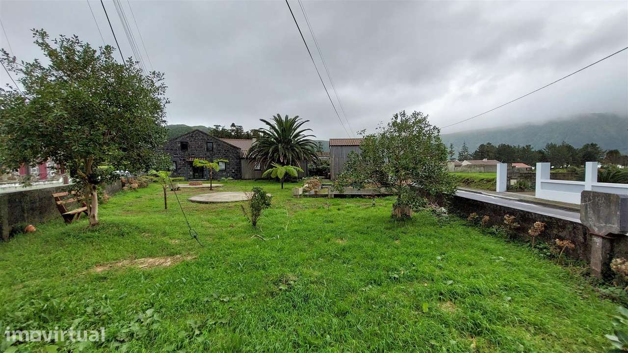 Moradia T6 - Sete Cidades - Grande imagem: 2/13