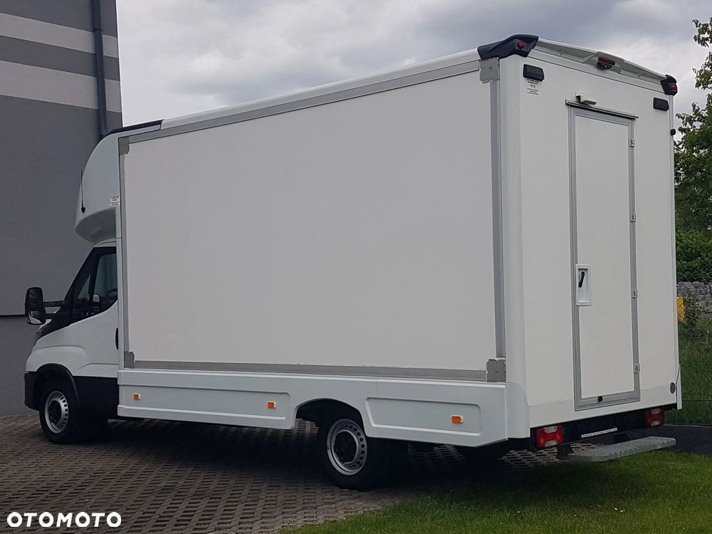 Iveco DAILY KONTENER NISKOPODŁOGOWY 4,43x2,23x2,42 SKLEP FOODTRUCK BAR KLIMA KONIOWÓZ KAMPER - 3