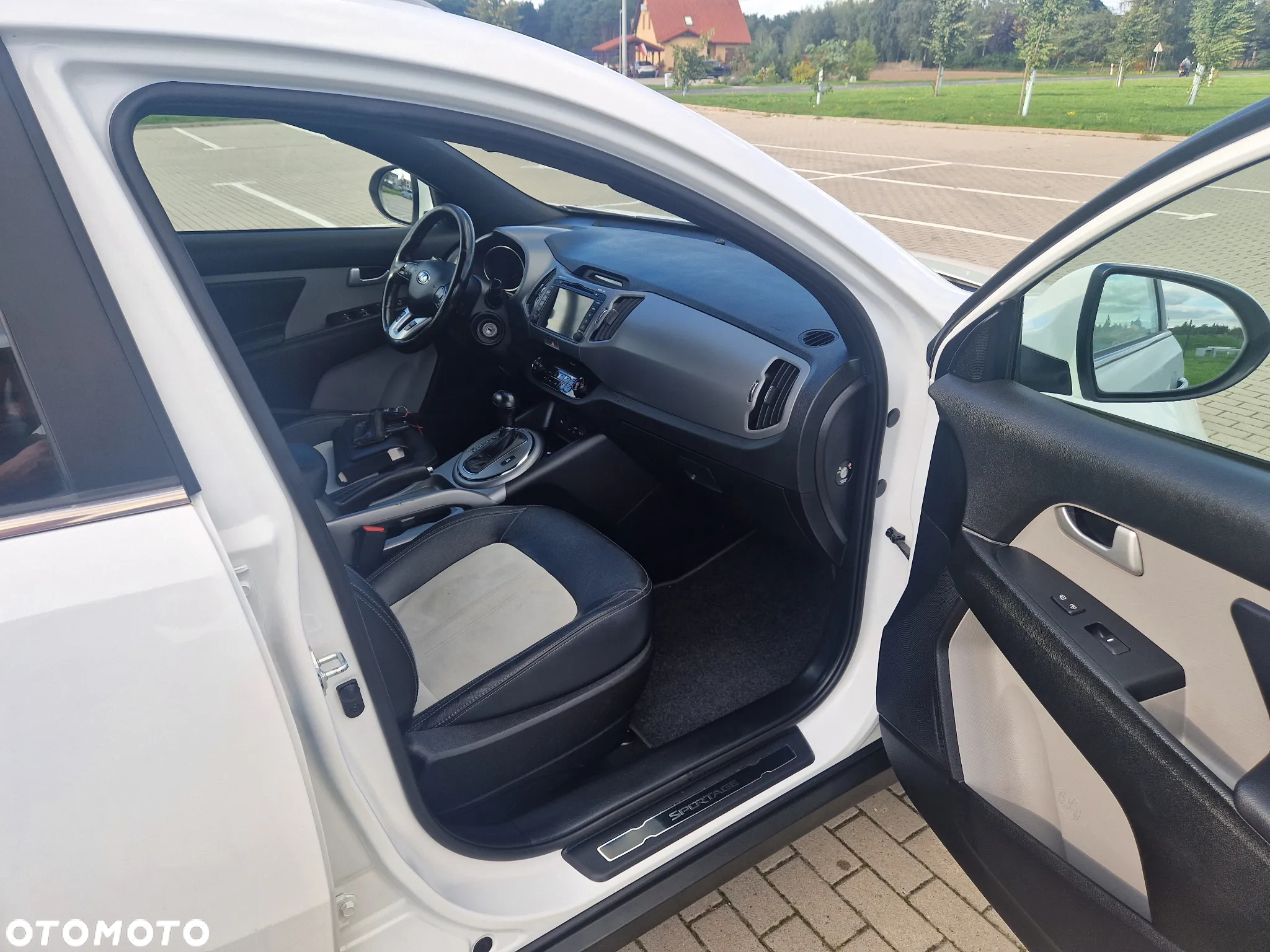 Kia Sportage 2.0 CRDI 4WD Automatik Fifa World Cup Edition - 21