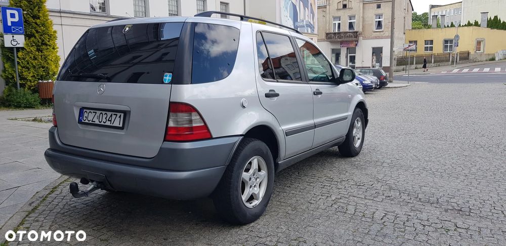 Mercedes-Benz ML 320 - 5