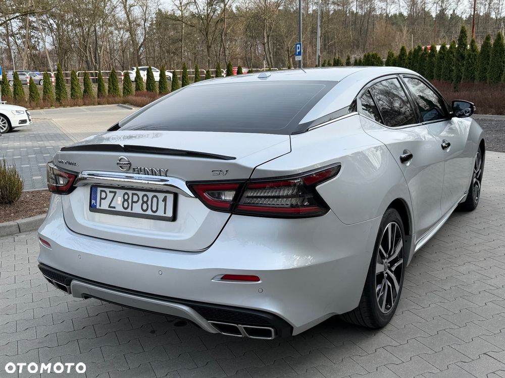 Nissan Maxima - 8