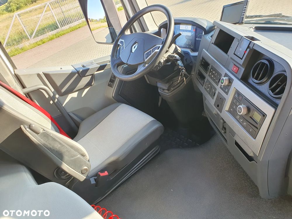 Renault - 7