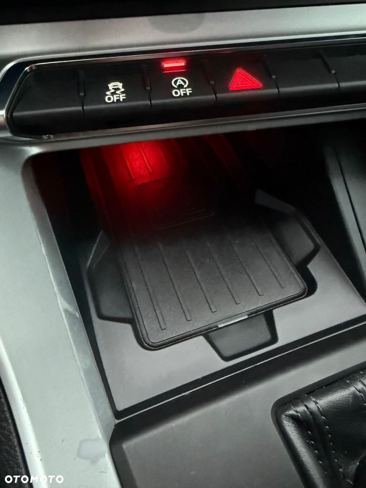 Audi Q3 40 TFSI Quattro S tronic S line - 36