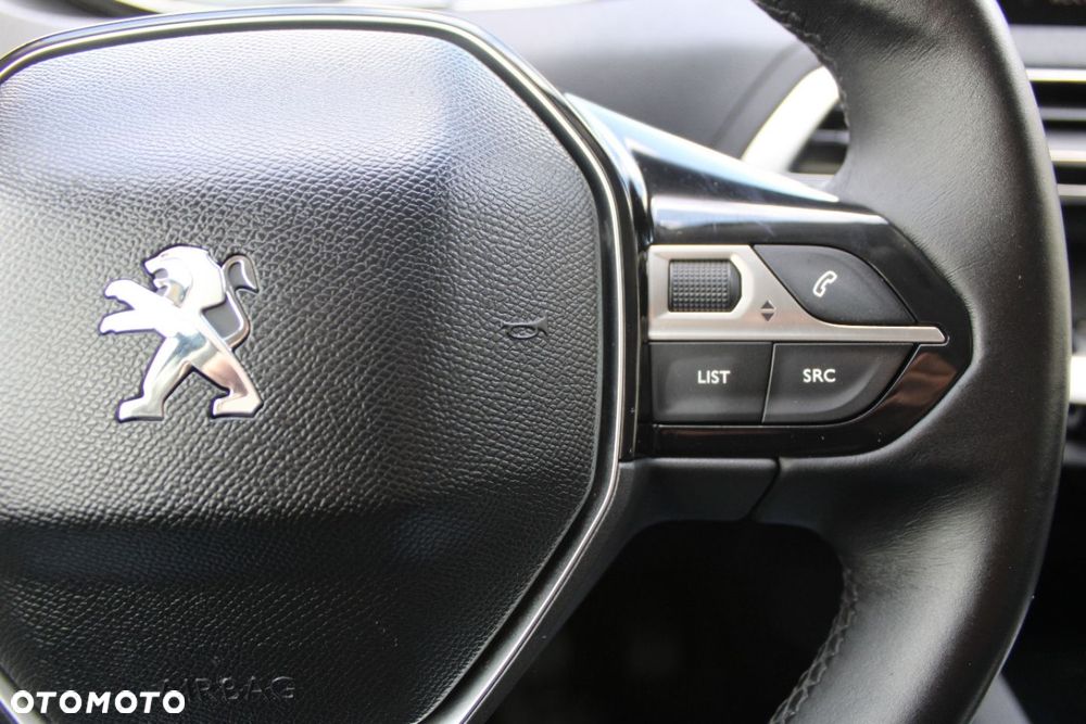 Peugeot 5008 - 36