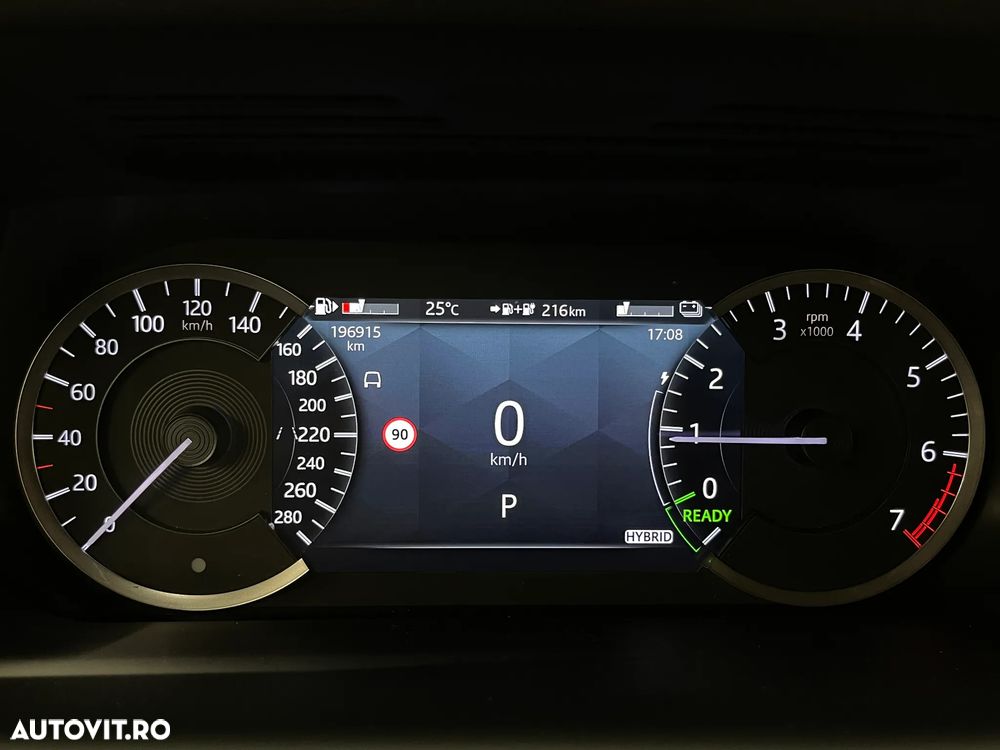 Land Rover Discovery Sport 1.5 P300e PHEV SE - 31