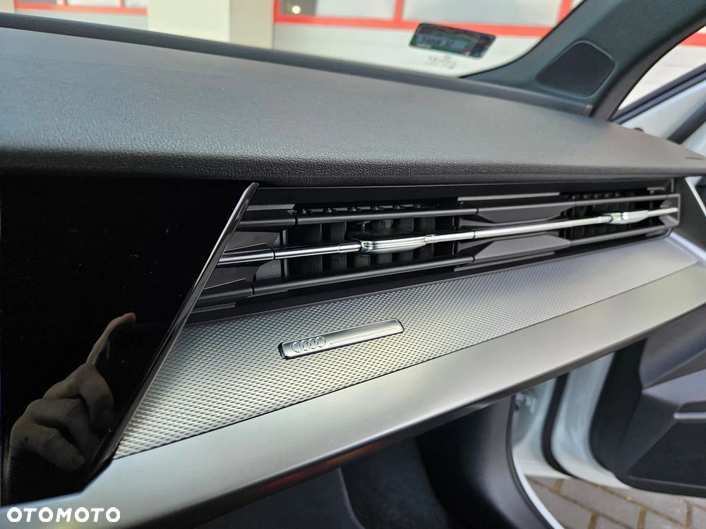 Audi A3 Sportback 35 TDI S Line S tronic - 33