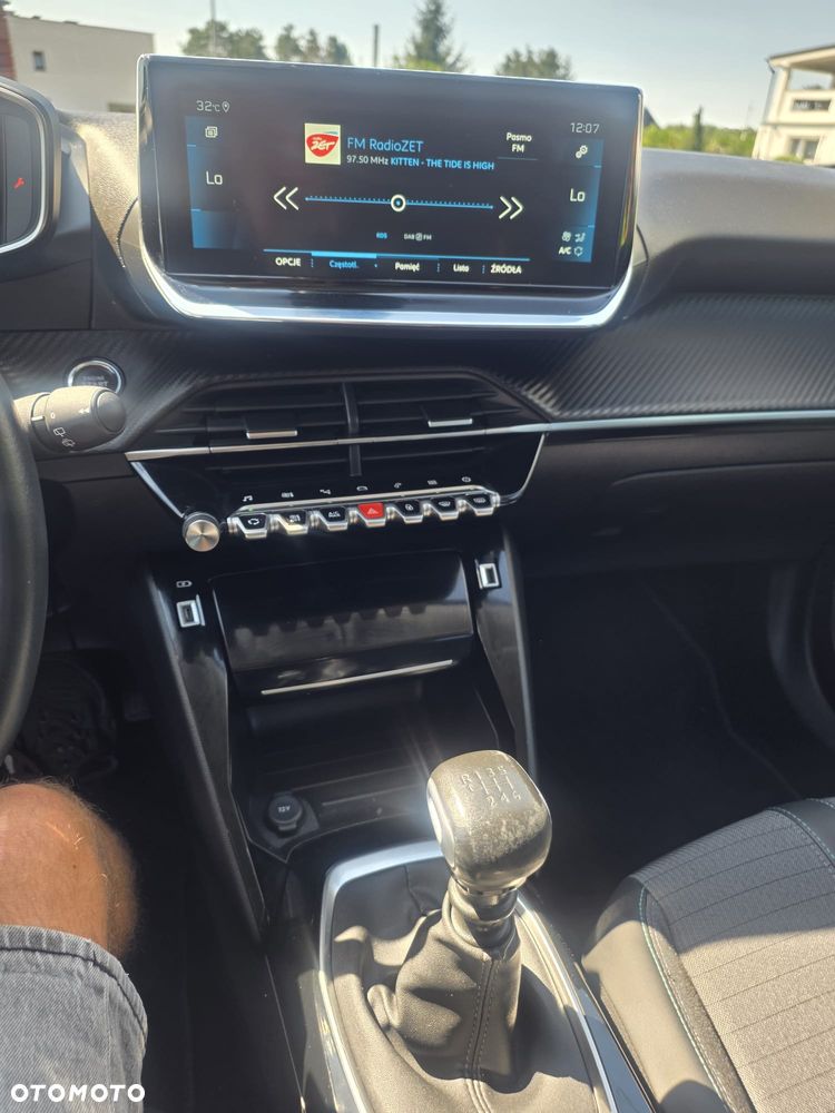 Peugeot 2008 PureTech 100 Business - 20