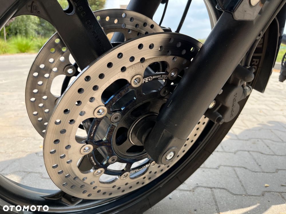 Suzuki V-STROM - 14