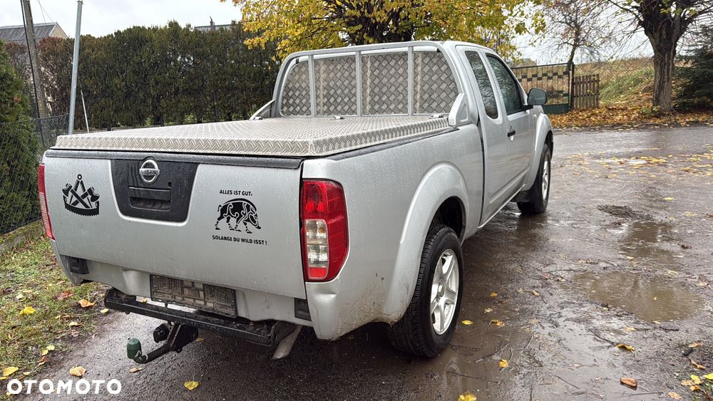 Nissan Navara 2.5 D FE - 9